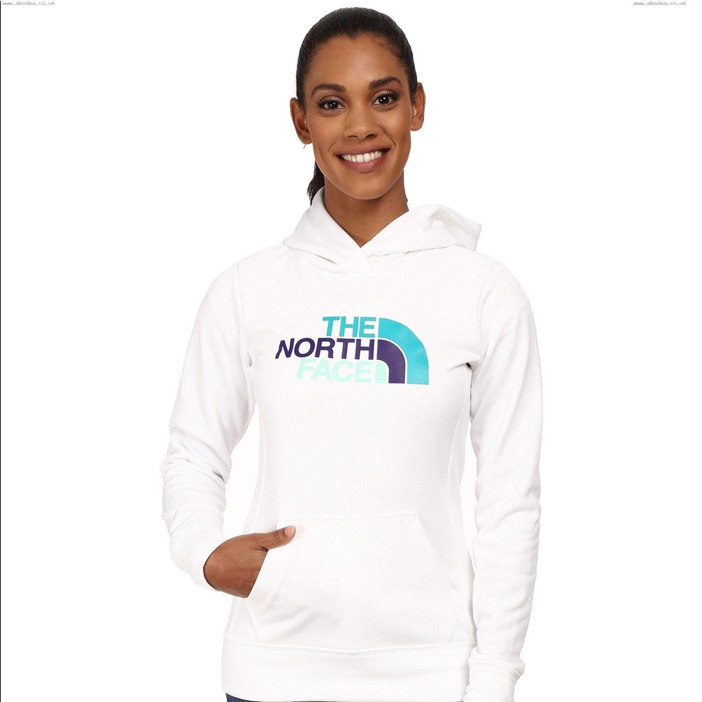 BRAND NEW/NEVER WORN NORTH FACE HOODIE WMNS SMALL